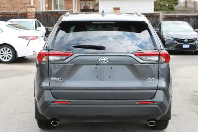 2025 Toyota RAV4 XLE AWD - Photo 5