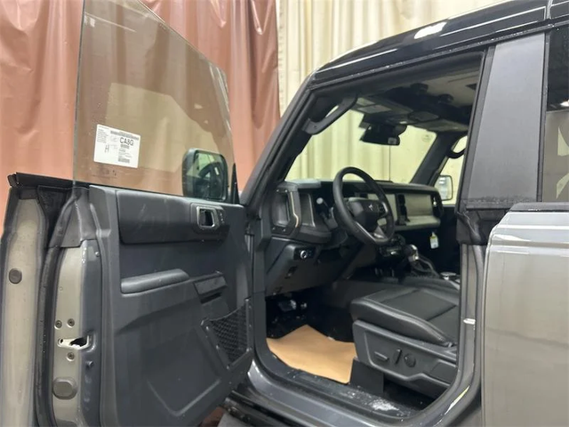 2026 FORD Bronco Badlands - Photo 10