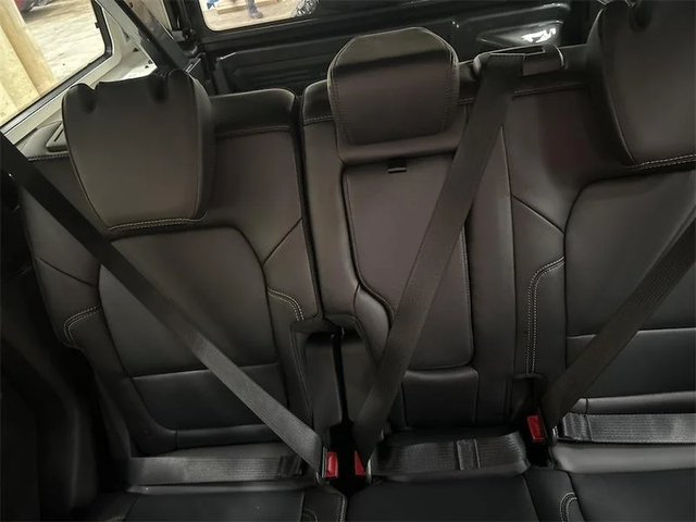 2026 FORD Bronco Badlands - Photo 13