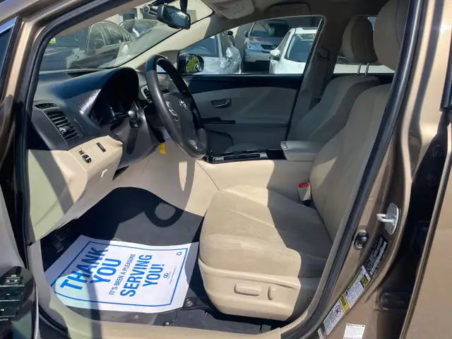 2011 Toyota Venza - Photo 11