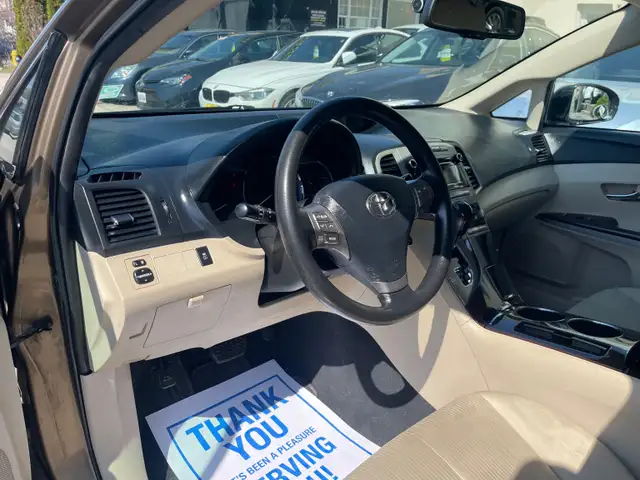 2011 Toyota Venza - Photo 12