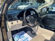 2011 Toyota Venza - Photo 12
