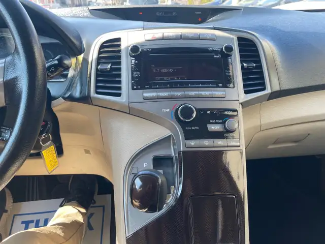 2011 Toyota Venza - Photo 17