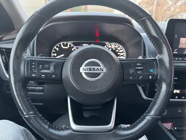 2021 Nissan Rogue SV - Photo 10