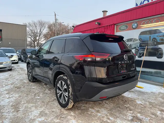 2021 Nissan Rogue SV - Photo 16