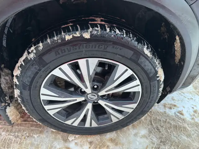 2021 Nissan Rogue SV - Photo 20