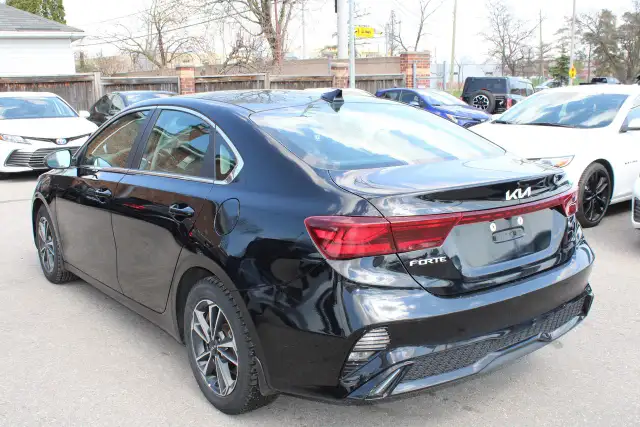 2024 Kia Forte EX - Photo 3