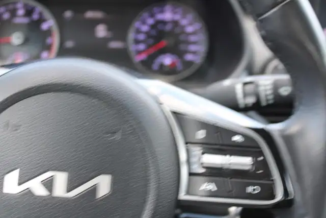 2024 Kia Forte EX - Photo 8