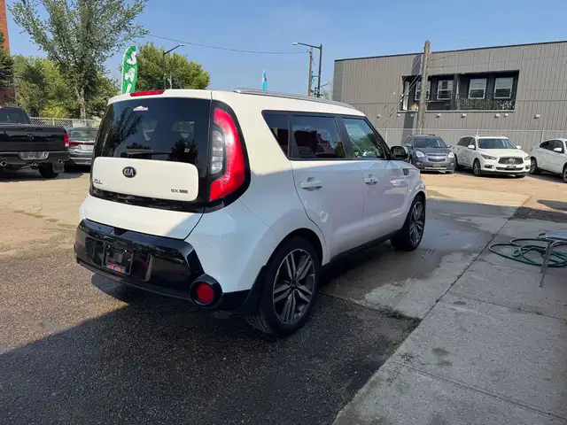 2015 KIA Soul SX - Photo 20