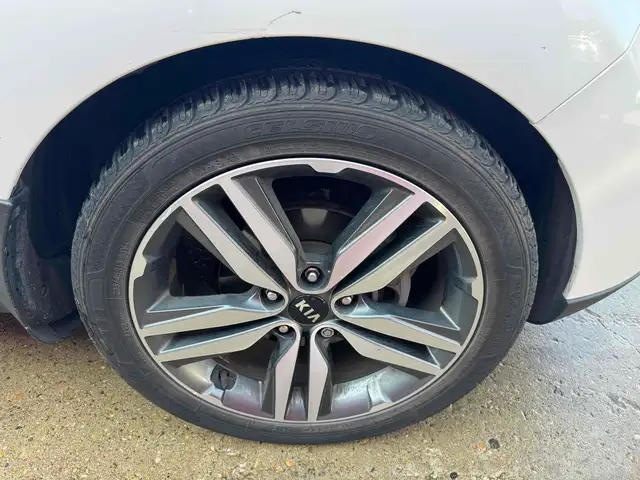 2015 KIA Soul SX - Photo 23