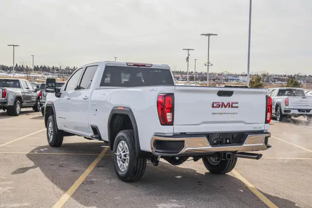2026 GMC Sierra 2500HD SLE - Photo 6
