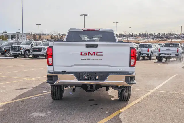 2026 GMC Sierra 2500HD SLE - Photo 7
