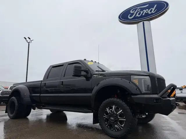 2016 Ford Super Duty F-350 Lariat DRW / DELETED! / LEVELED! / LO