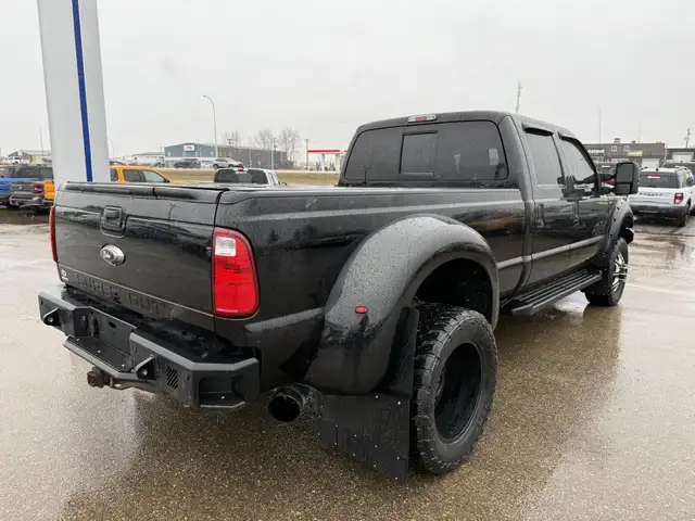 2016 Ford Super Duty F-350 Lariat DRW / DELETED! / LEVELED! / LO - Photo 4