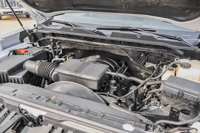 2025 Chevrolet Silverado 2500HD LT 6.6L - Photo 6