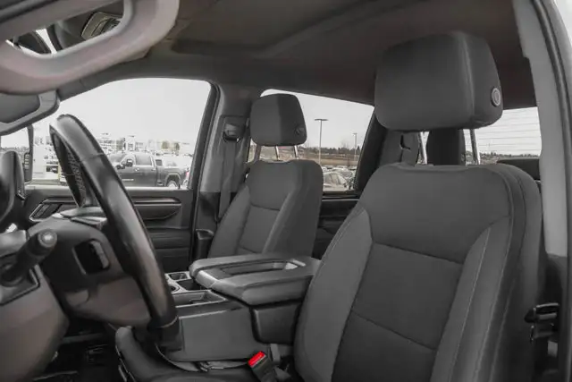 2025 Chevrolet Silverado 2500HD LT 6.6L - Photo 15