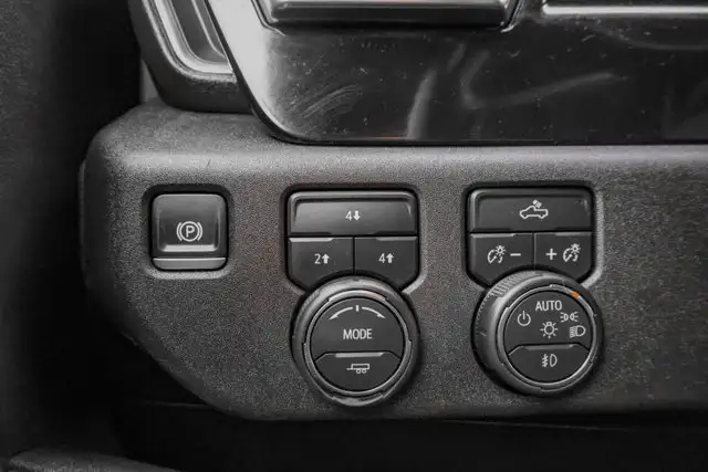 2025 Chevrolet Silverado 2500HD LT 6.6L - Photo 26