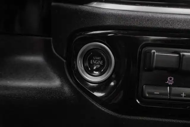 2025 Chevrolet Silverado 2500HD LT 6.6L - Photo 28