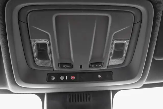 2025 Chevrolet Silverado 2500HD LT 6.6L - Photo 31