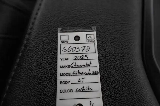 2025 Chevrolet Silverado 2500HD LT 6.6L - Photo 32