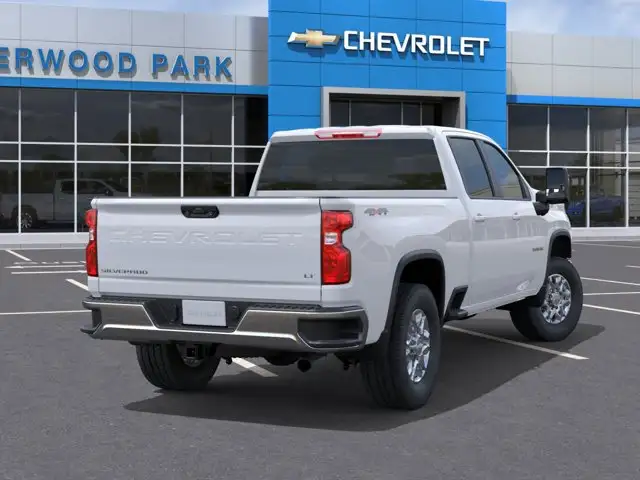 2026 Chevrolet Silverado 3500HD LT - Photo 4
