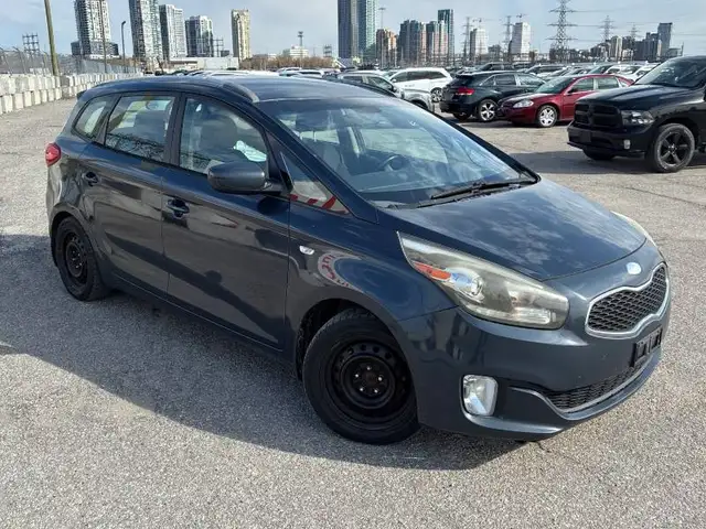 2014 KIA RONDO LX EDITION | 32 SERVICE RECORDS