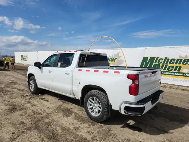 2019 Chevrolet Silverado 1500 - Photo 3