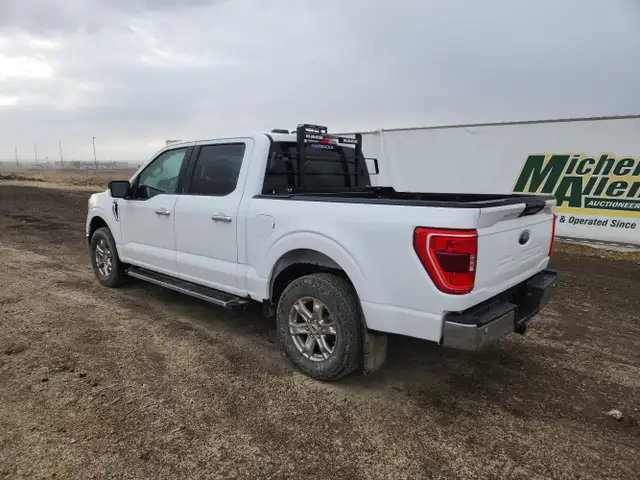 2021 Ford F-150 - Photo 2