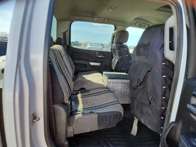 2018 Chevrolet Silverado 3500HD - Photo 23