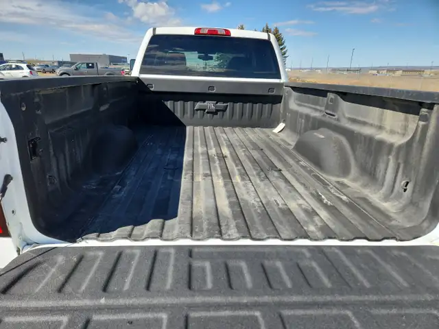 2018 Chevrolet Silverado 3500HD - Photo 25