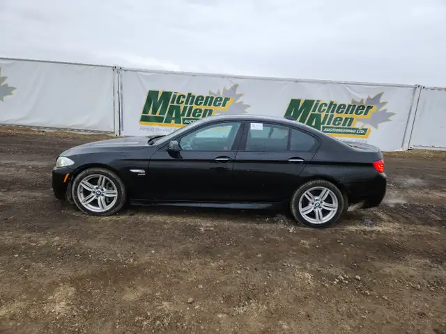 2011 BMW 5 Series - Photo 5