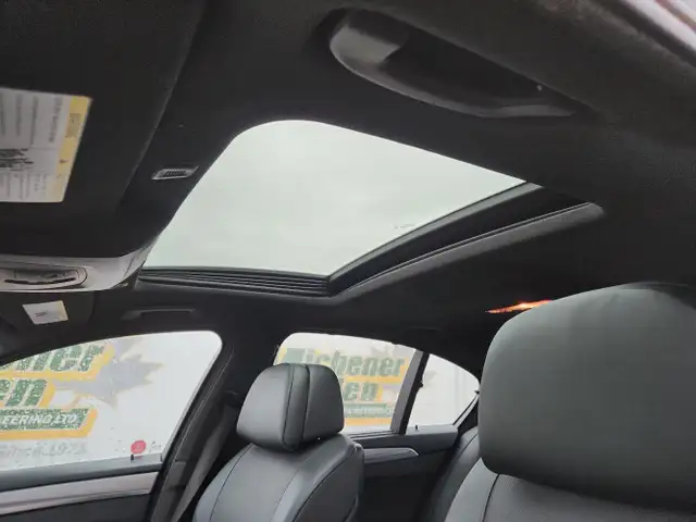 2011 BMW 5 Series - Photo 15