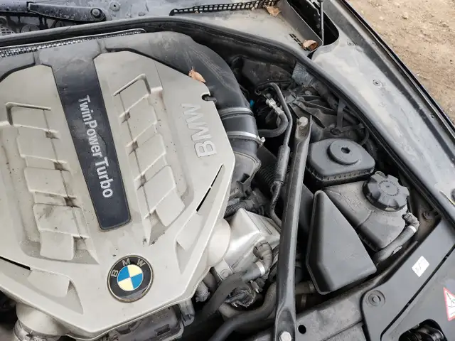 2011 BMW 5 Series - Photo 50