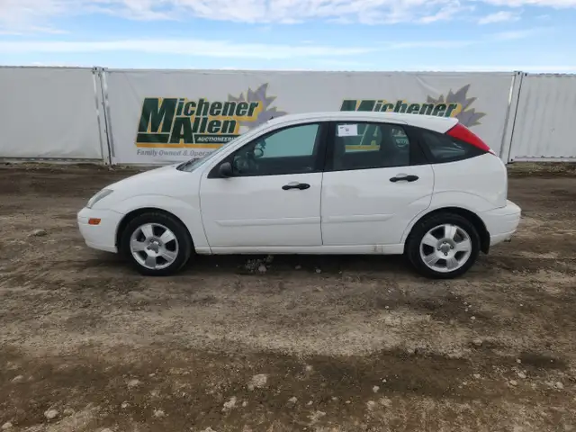 2004 Ford Focus - Photo 5