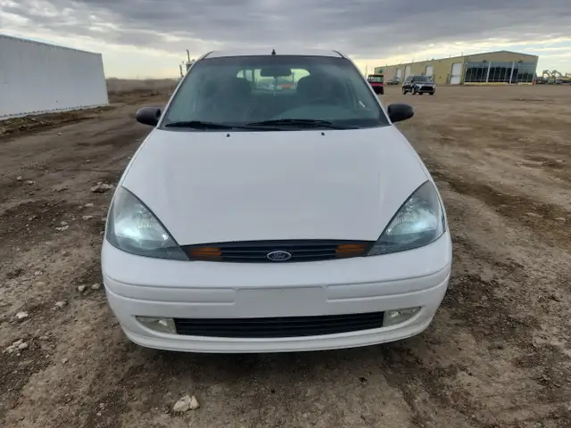 2004 Ford Focus - Photo 8