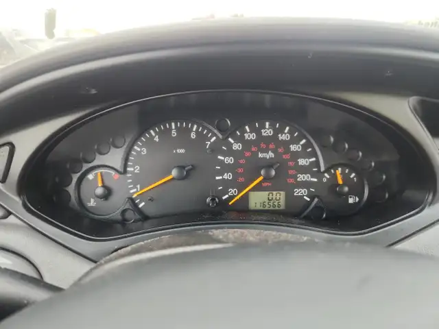 2004 Ford Focus - Photo 14