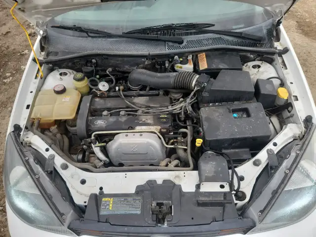 2004 Ford Focus - Photo 25