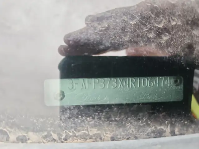 2004 Ford Focus - Photo 43