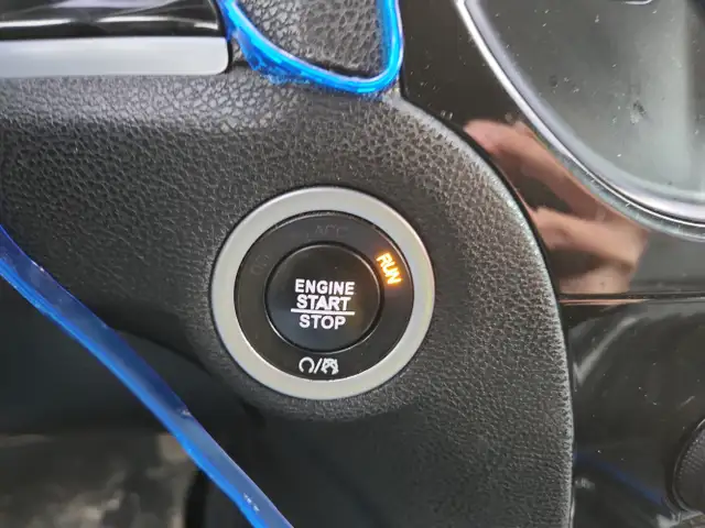 2018 Chrysler 300 - Photo 23