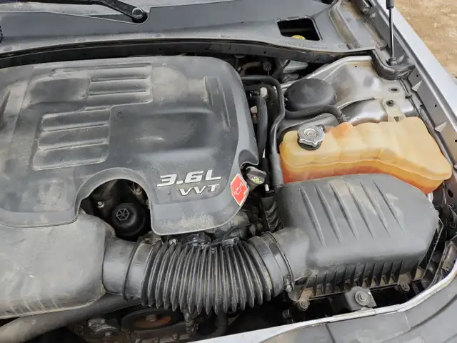 2018 Chrysler 300 - Photo 27