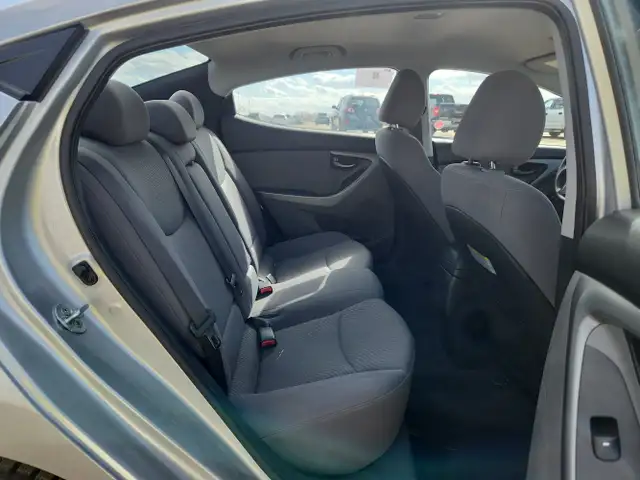2014 Hyundai ELANTRA - Photo 16