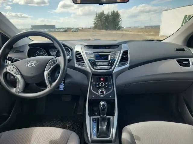 2014 Hyundai ELANTRA - Photo 18