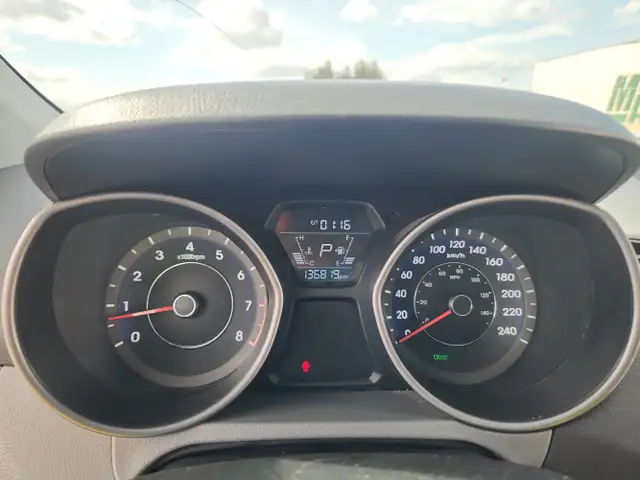 2014 Hyundai ELANTRA - Photo 19