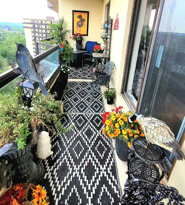 WESTERN/WINDERMERE EXECUTIVE SHARED INCLUSIVE Furnished May 1 - Photo 9