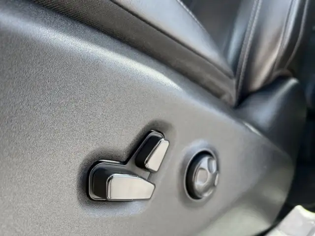 2023 Chrysler Pacifica Touring L / AWD - Photo 15