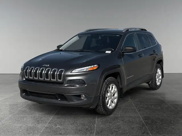 2018 Jeep Cherokee North / 4WD