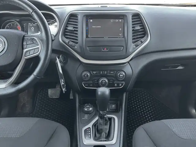 2018 Jeep Cherokee North / 4WD - Photo 16