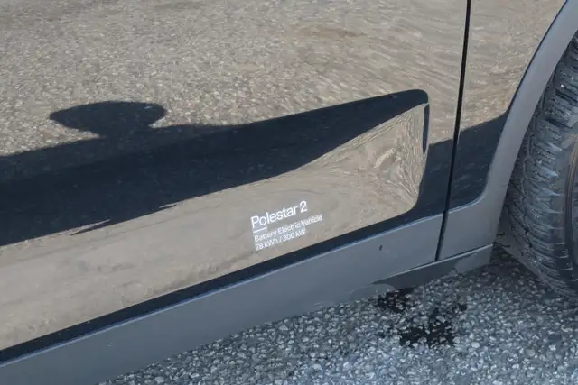 2022 Polestar 2 - Photo 9