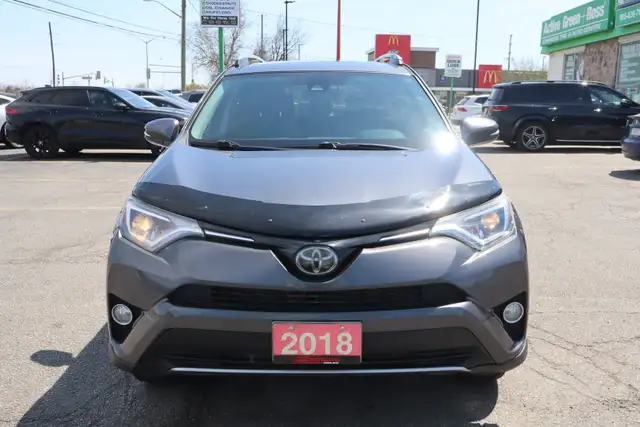 2018 Toyota RAV4 - Photo 2