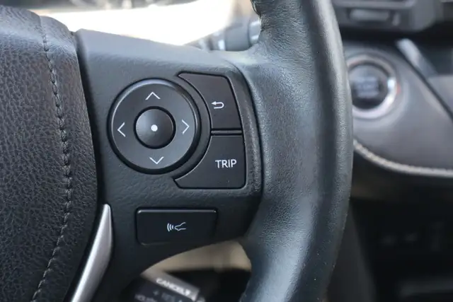 2018 Toyota RAV4 - Photo 14